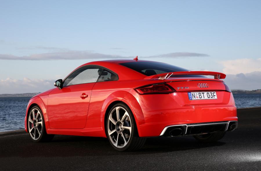  Audi TT RS Coupe (8S) 2017 года  (AU) (фото 6 из 40)